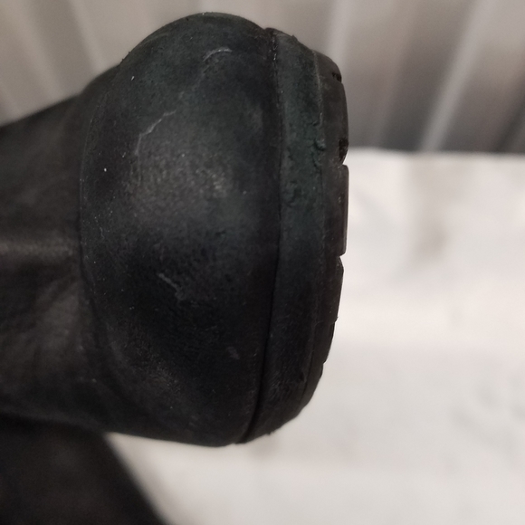 AUTHENTIC PRADA BOOTS - Picture 10 of 13